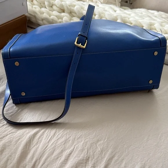 Italian Blue Leather Tote Bag - Picture 5 of 9